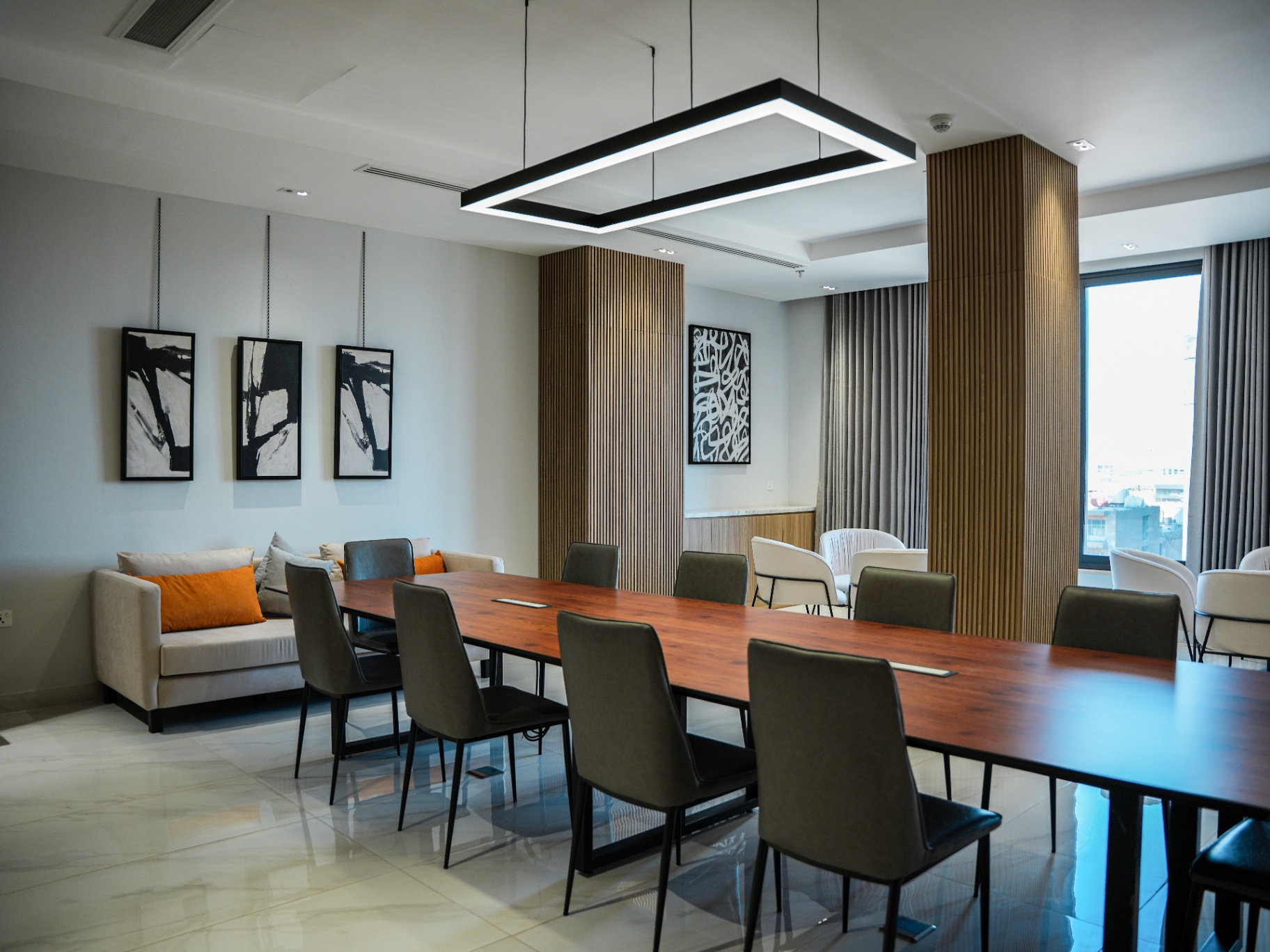Business travelers at Rayhana Residence Hotel