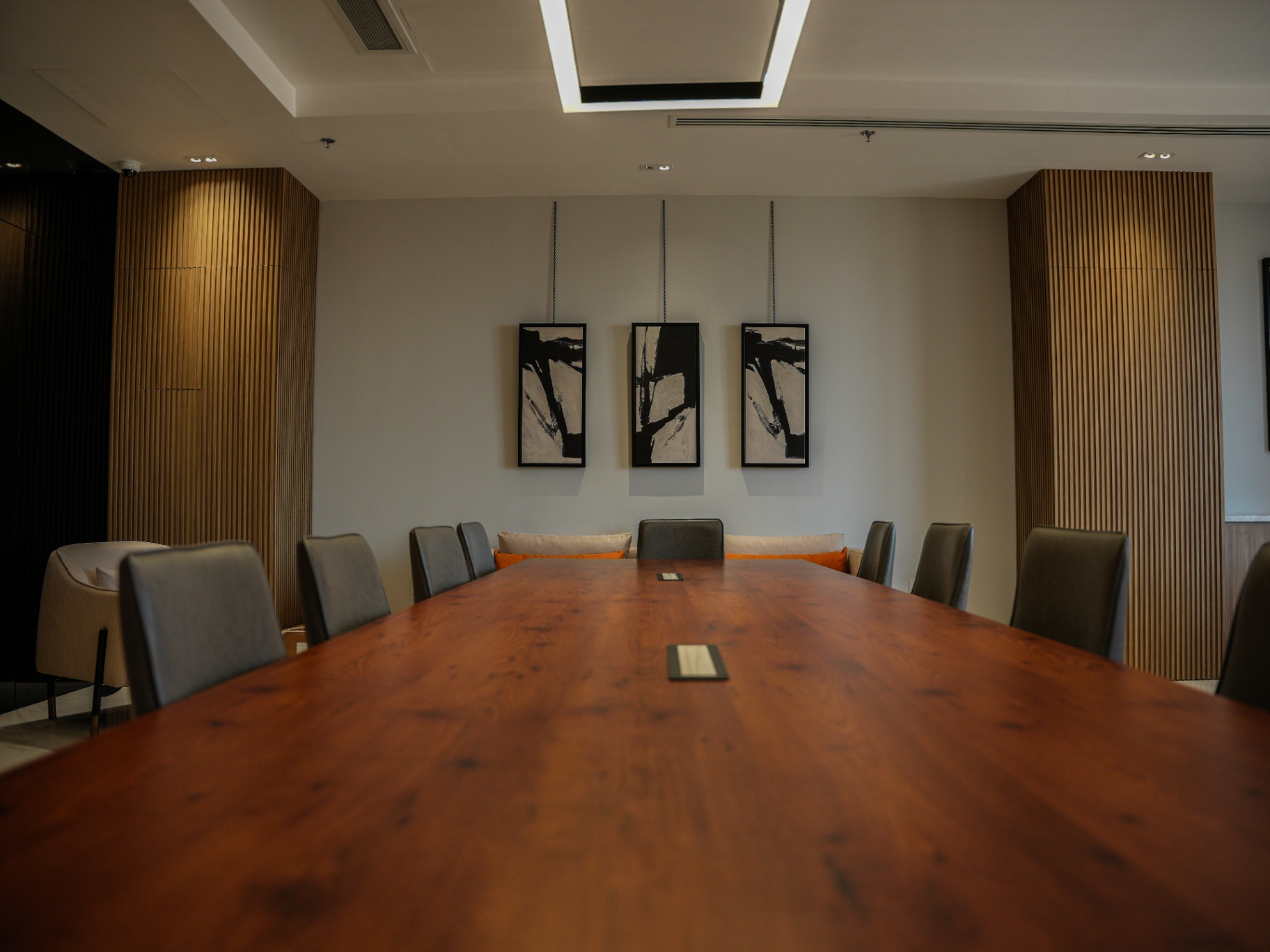 Rayhana Residence meeting room